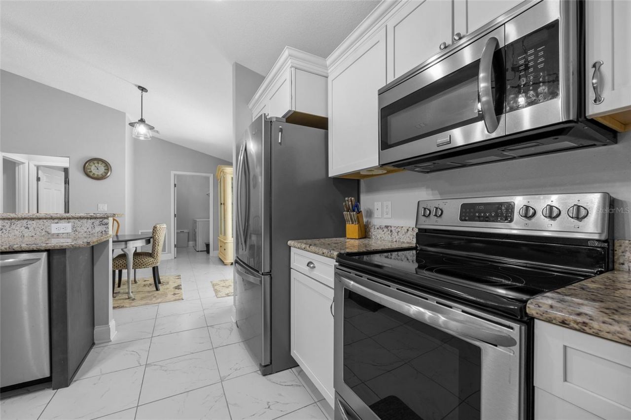 3109 E Bryant Avenue , Bell, FL 32619 Photo