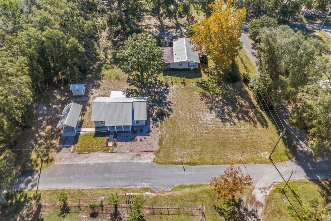 3109 E Bryant Avenue , Bell, FL 32619 Photo