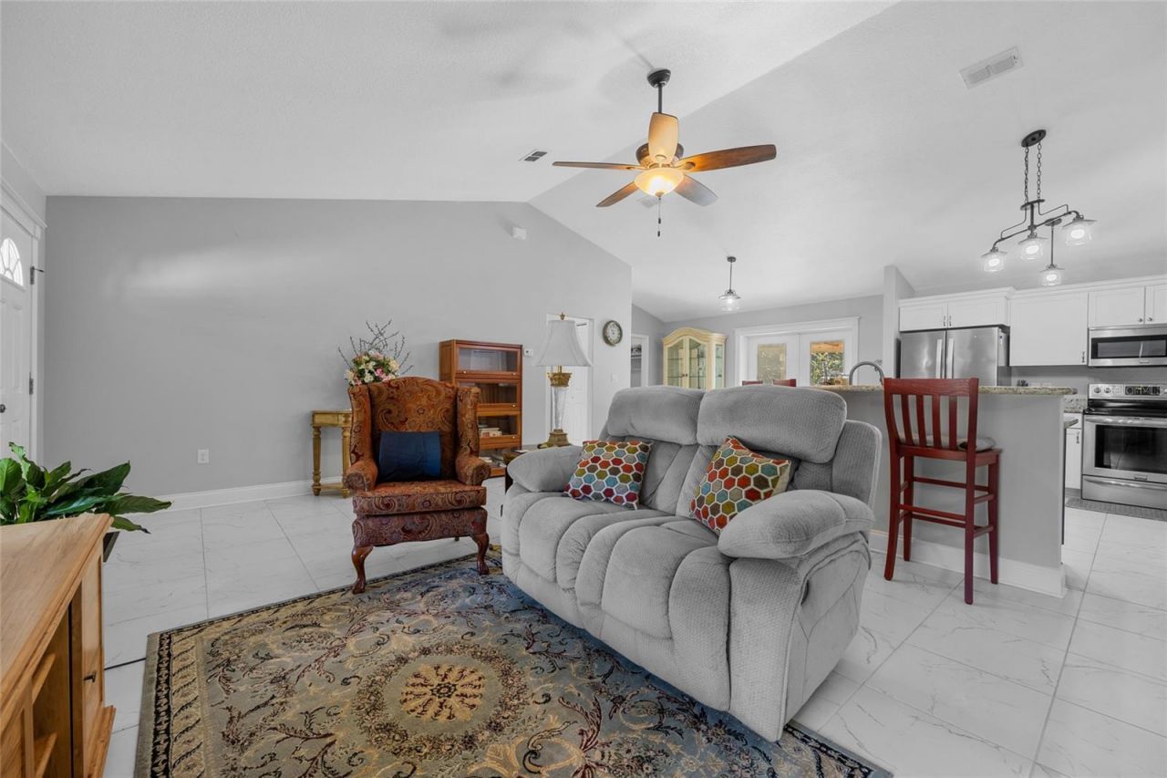 3109 E Bryant Avenue , Bell, FL 32619 Photo