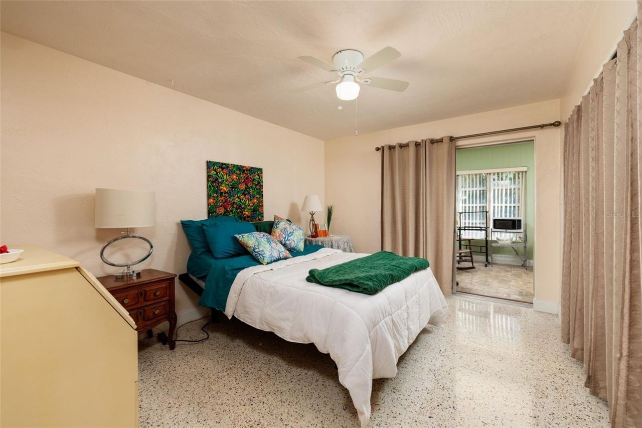 4143 56th Street N, Unit 903, Kenneth City, FL 33709 Photo