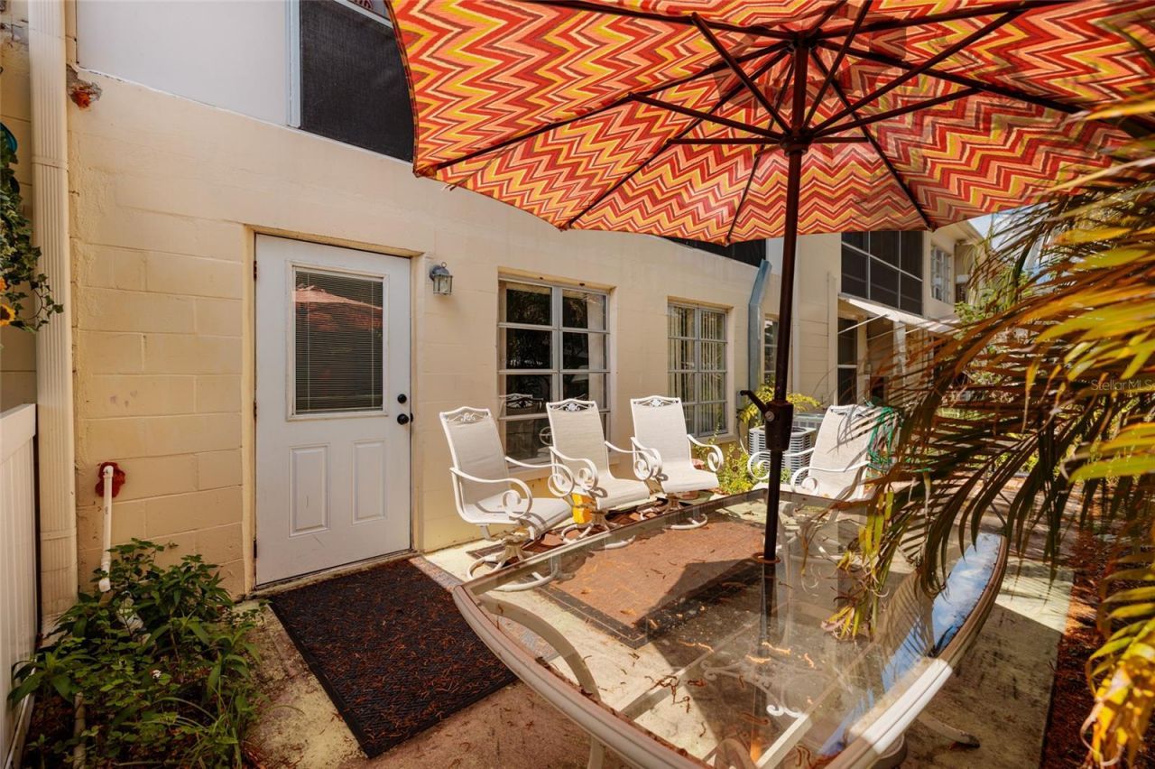 4143 56th Street N, Unit 903, Kenneth City, FL 33709 Photo