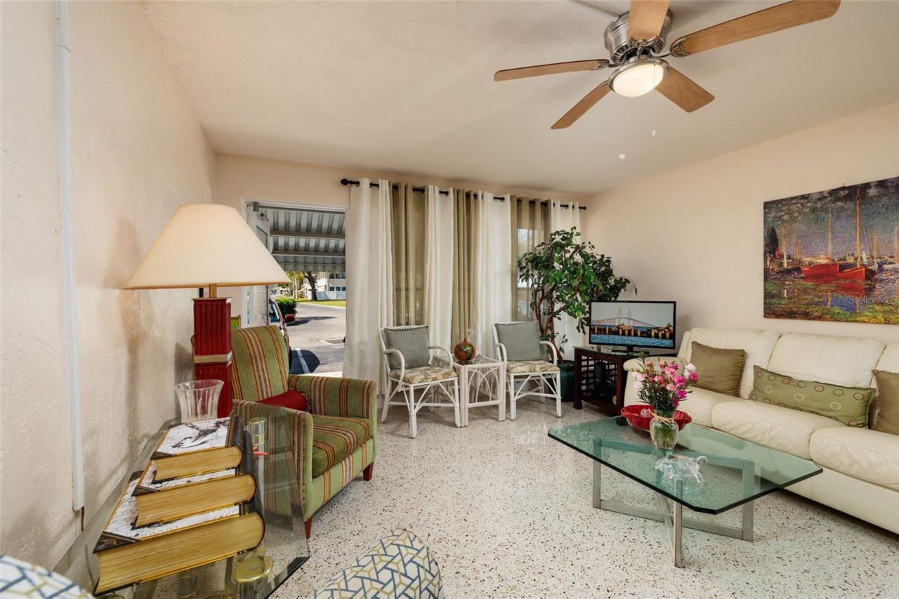 4143 56th Street N, Unit 903, Kenneth City, FL 33709 Photo