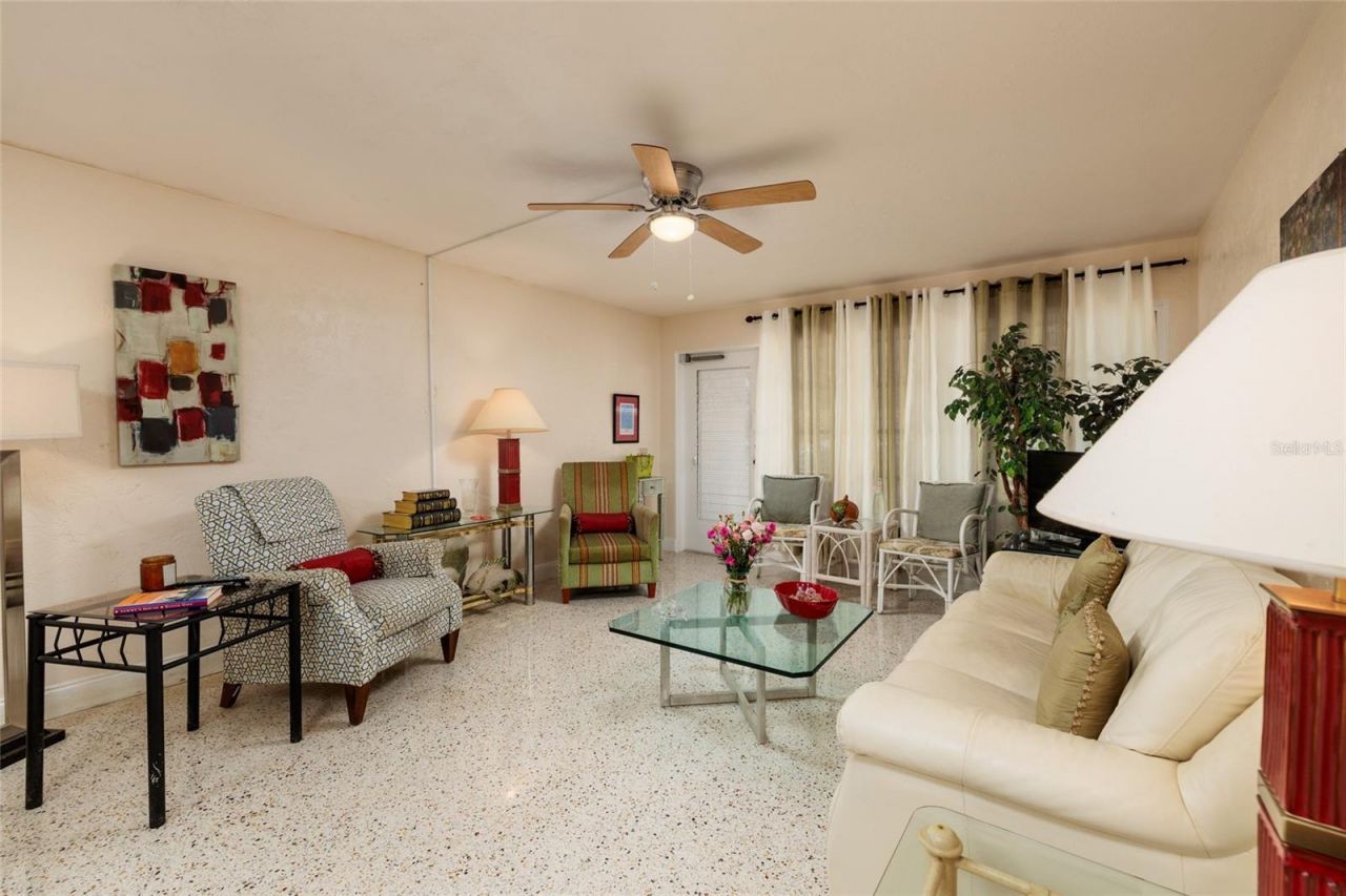 4143 56th Street N, Unit 903, Kenneth City, FL 33709 Photo