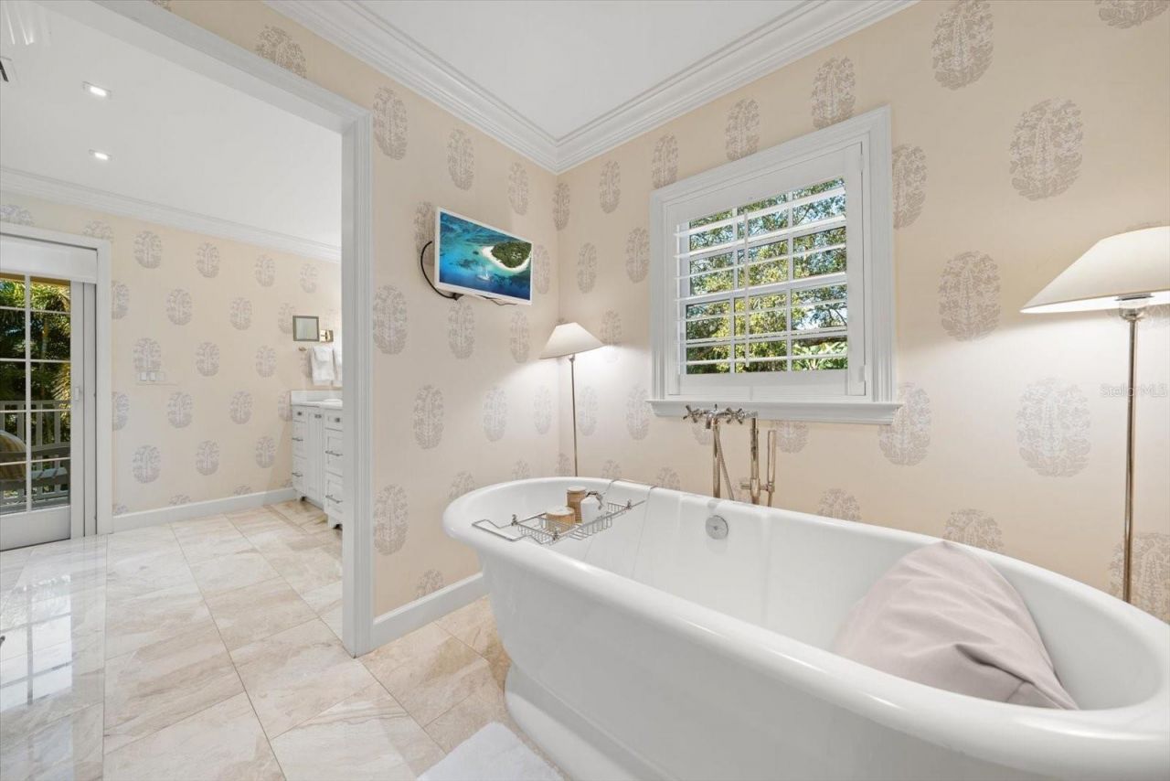 100 Sarasota Road, Belleair, FL 33756 Photo