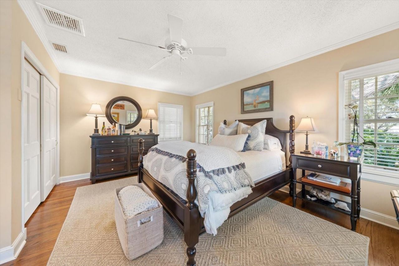 100 Sarasota Road, Belleair, FL 33756 Photo