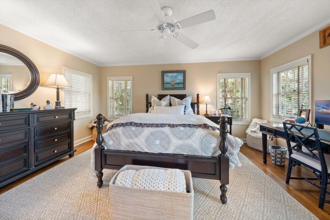 100 Sarasota Road, Belleair, FL 33756 Photo