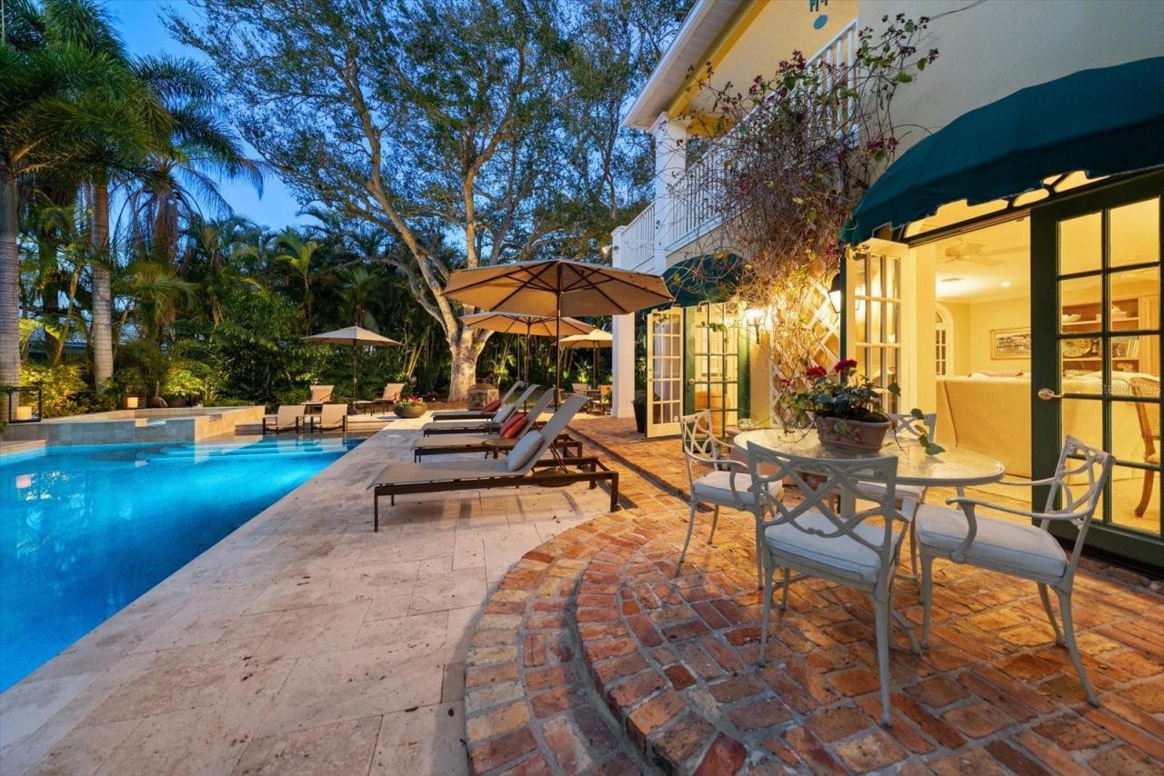 100 Sarasota Road, Belleair, FL 33756 Photo