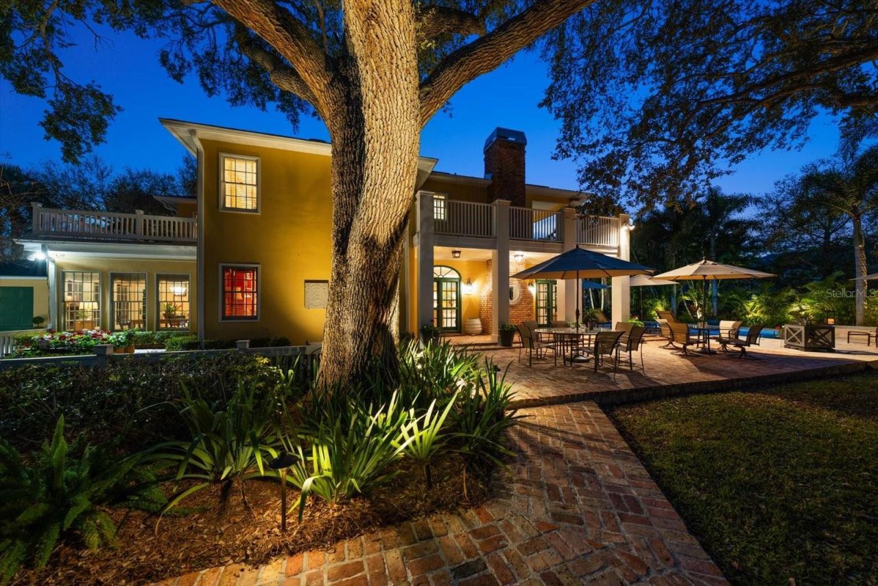 100 Sarasota Road, Belleair, FL 33756 Photo