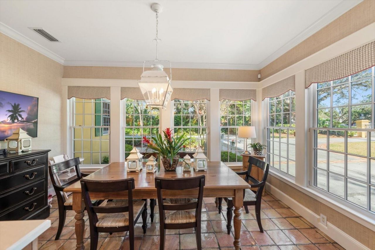 100 Sarasota Road, Belleair, FL 33756 Photo