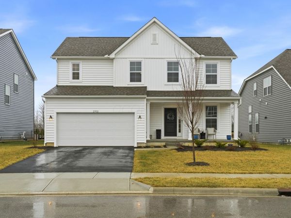 2702 Fieldwin Drive, Blacklick, OH 43004