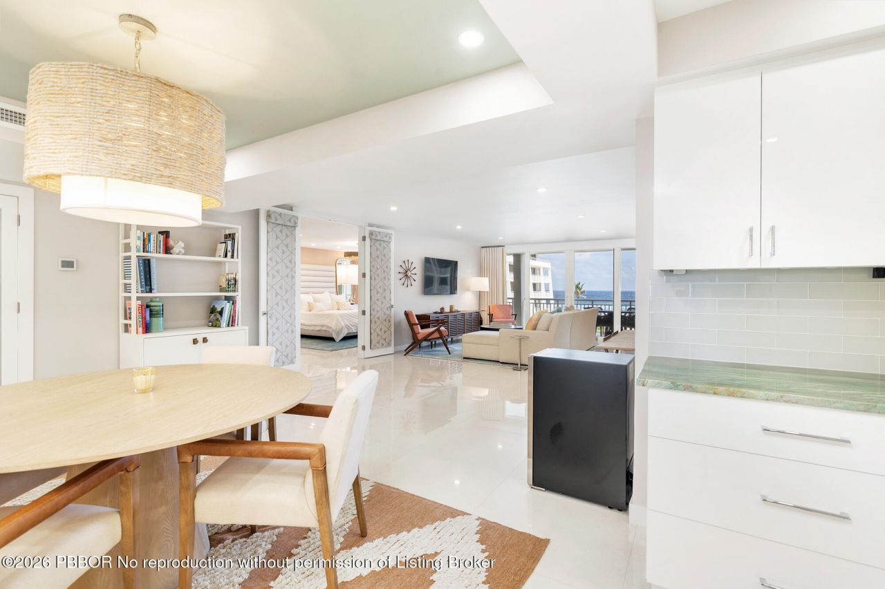 2600 S Ocean Boulevard, Unit 302-W, Palm Beach, FL 33480 Photo