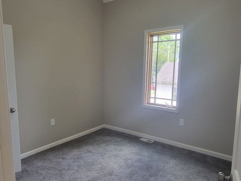 2663 W 28th Place , Cleveland, OH 44113 Photo 8