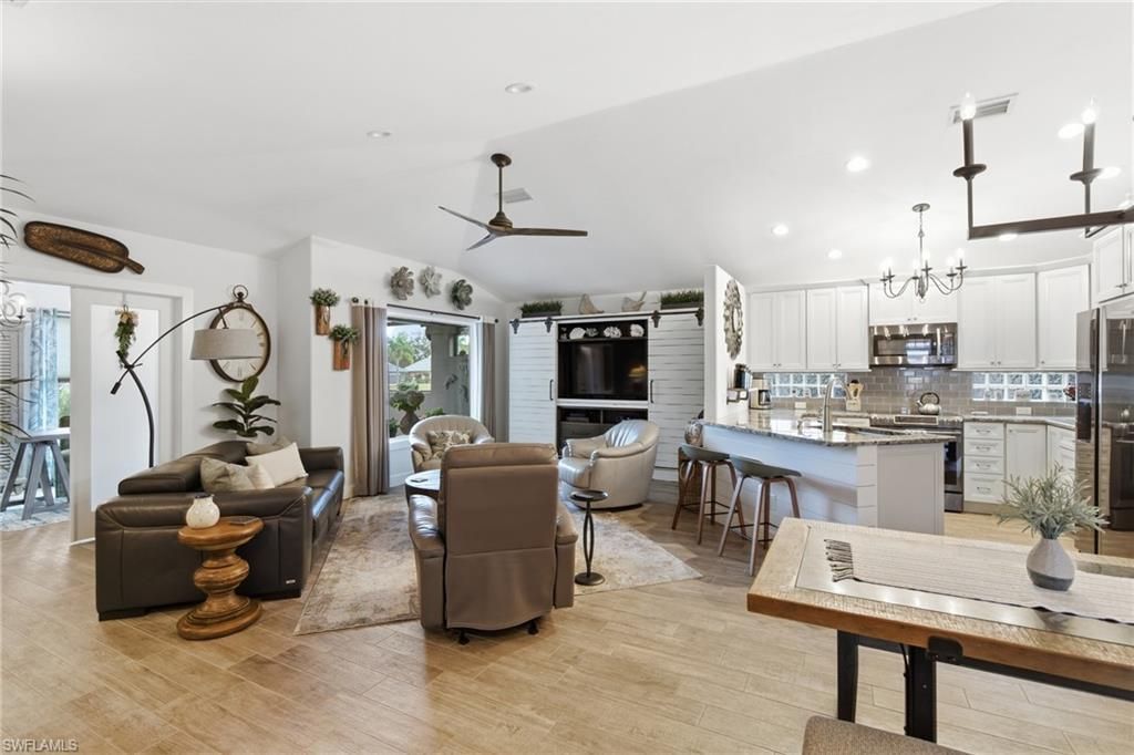 9455 Palm Island Cir, North Fort Myers, FL 33903 Photo