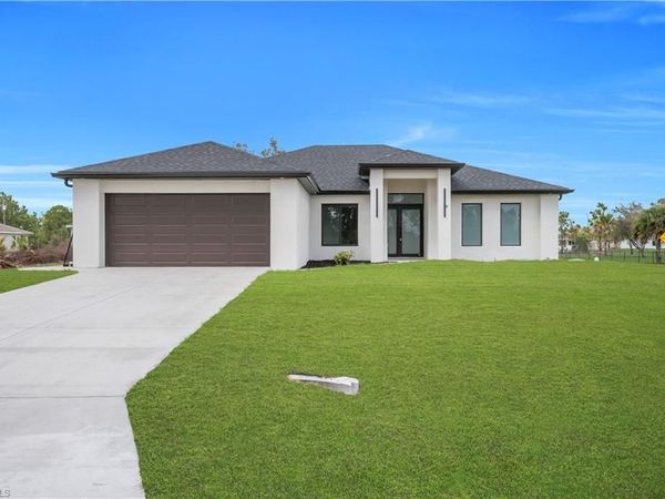 2600 38th ST SW, LEHIGH ACRES, FL 33976