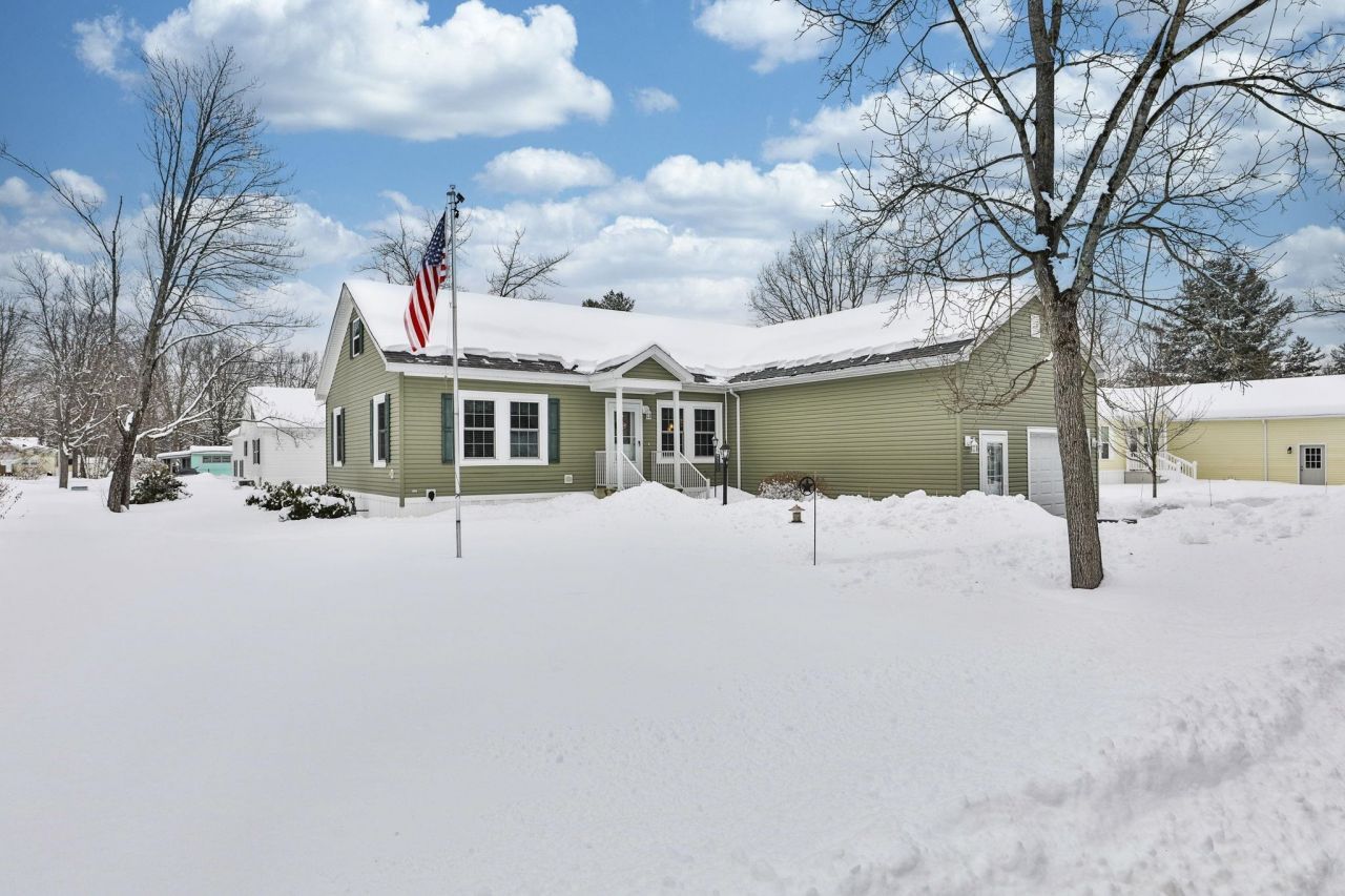 21 Fairfield Drive, Concord, NH 03301 Main Photo