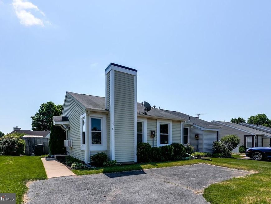 816 Chadwick Circle, Frederick, MD 21701 Main Photo