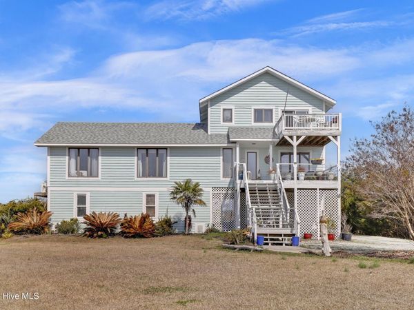 306 Waterway Drive, Sneads Ferry, NC 28460