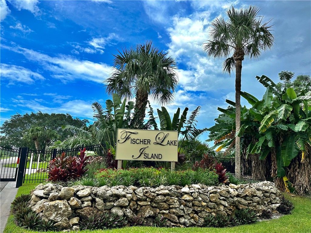 1552 Eagles Circle, Sebastian, FL 32958 Photo