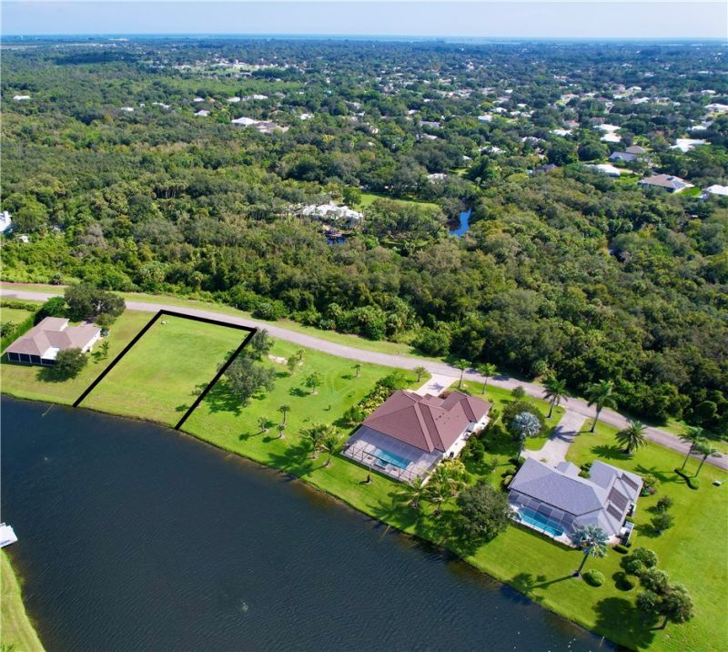 1552 Eagles Circle, Sebastian, FL 32958 Photo