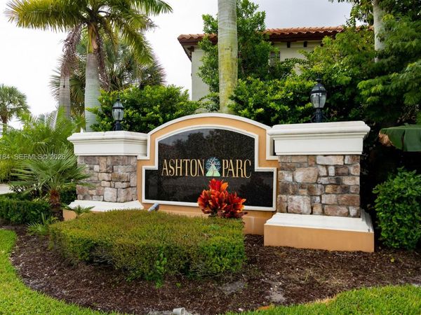 3993 S Allerdale Pl, Coconut Creek, FL 33073