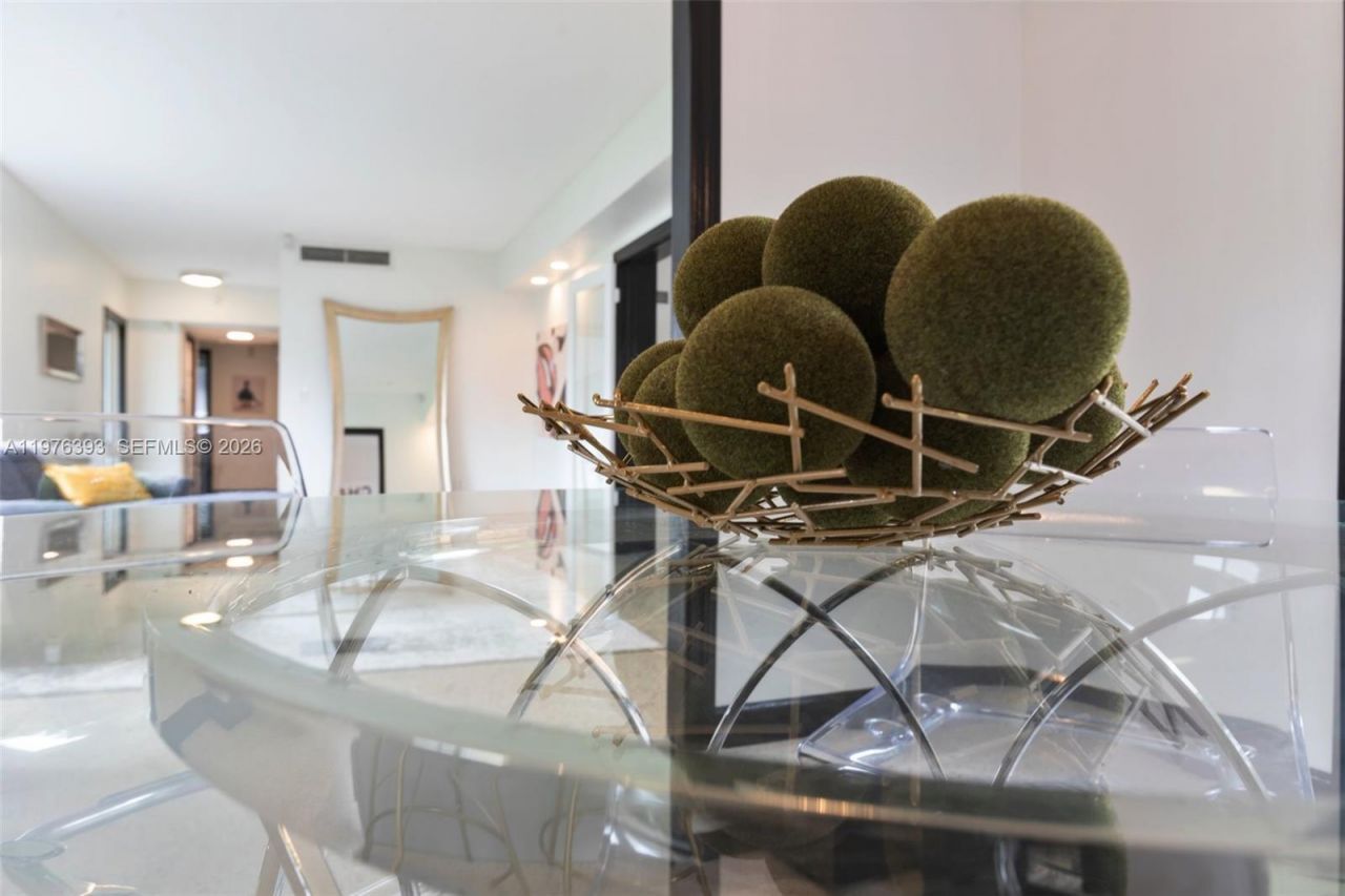 8700 N Miami Ave , Unit 8700, El Portal, FL 33150 Photo