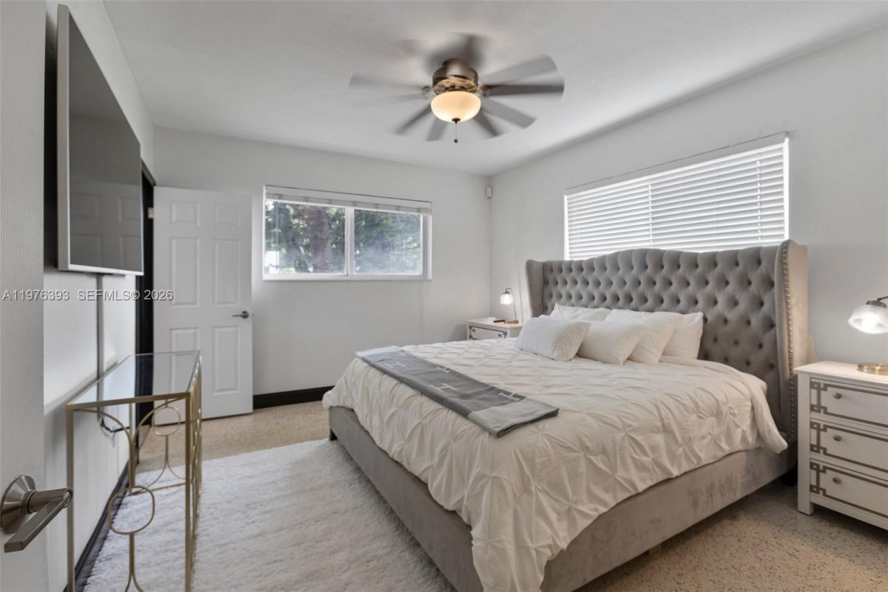 8700 N Miami Ave , Unit 8700, El Portal, FL 33150 Photo