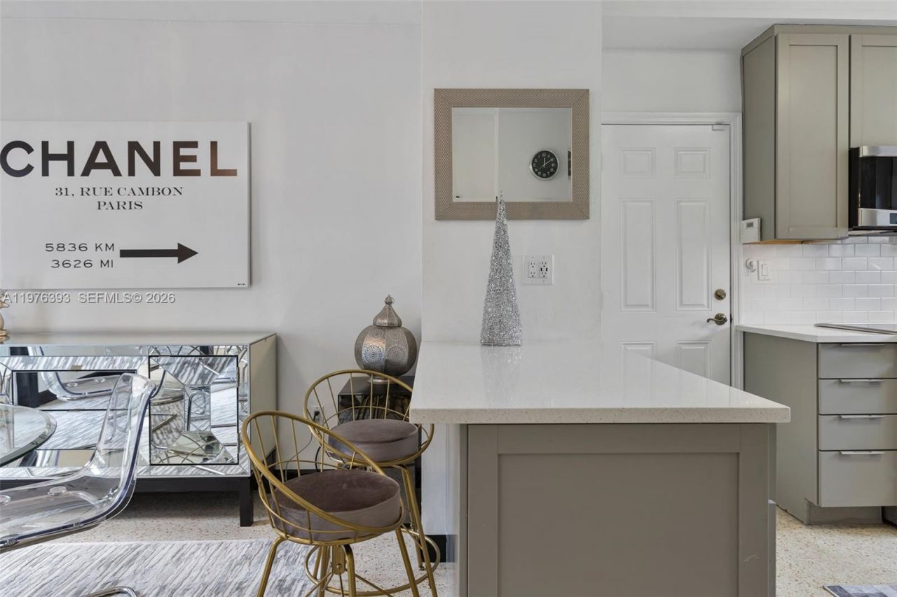 8700 N Miami Ave , Unit 8700, El Portal, FL 33150 Photo