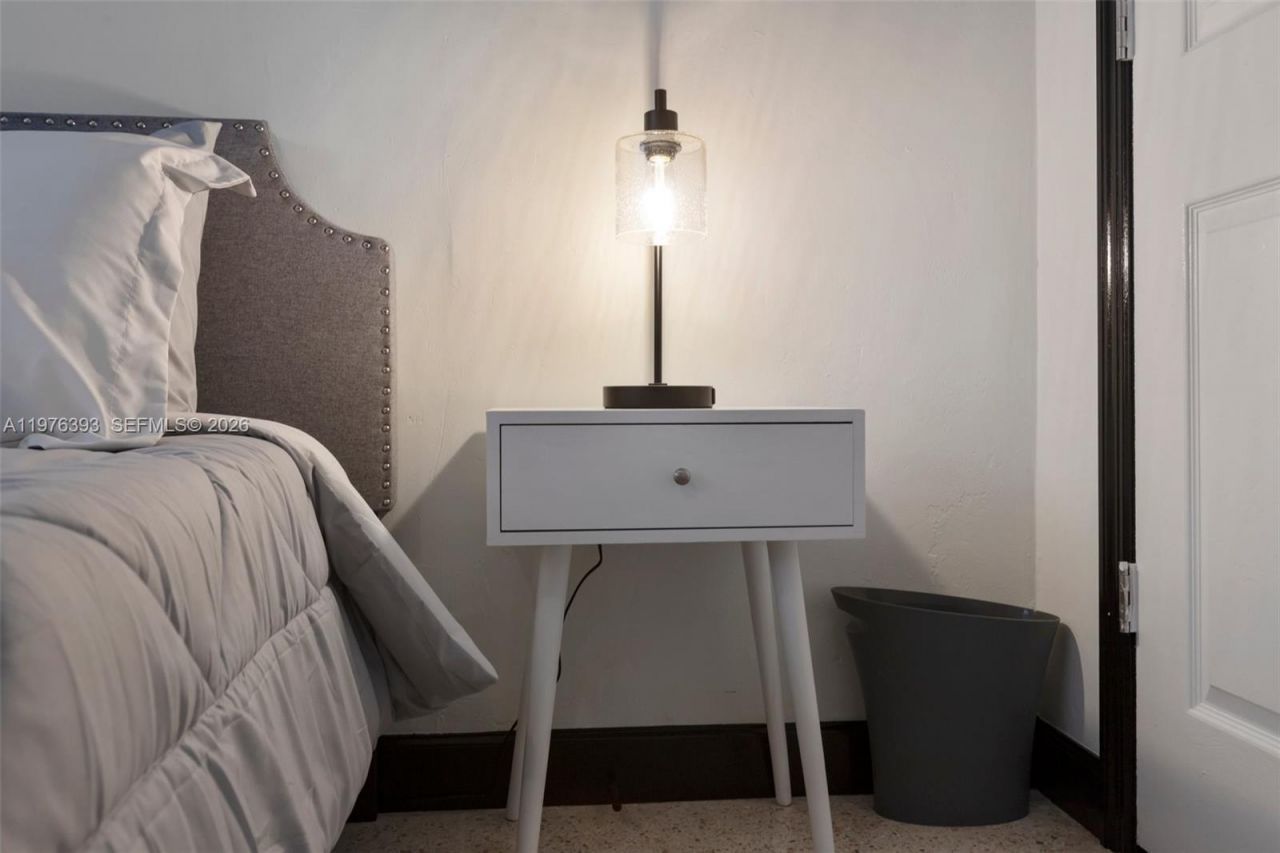 8700 N Miami Ave , Unit 8700, El Portal, FL 33150 Photo