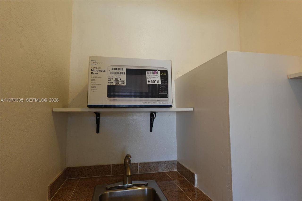 11262 SW 74th St, Miami, FL 33173 Photo