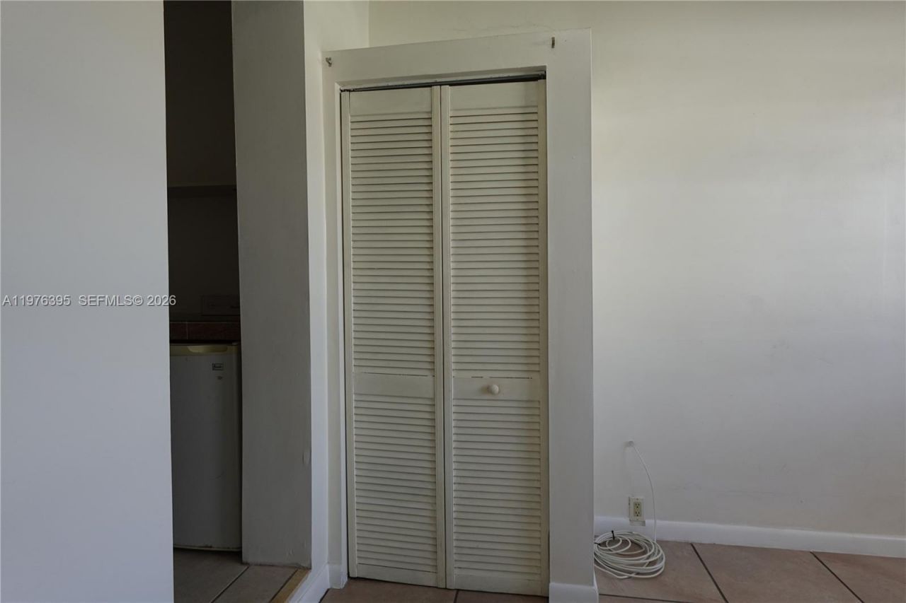 11262 SW 74th St, Miami, FL 33173 Photo