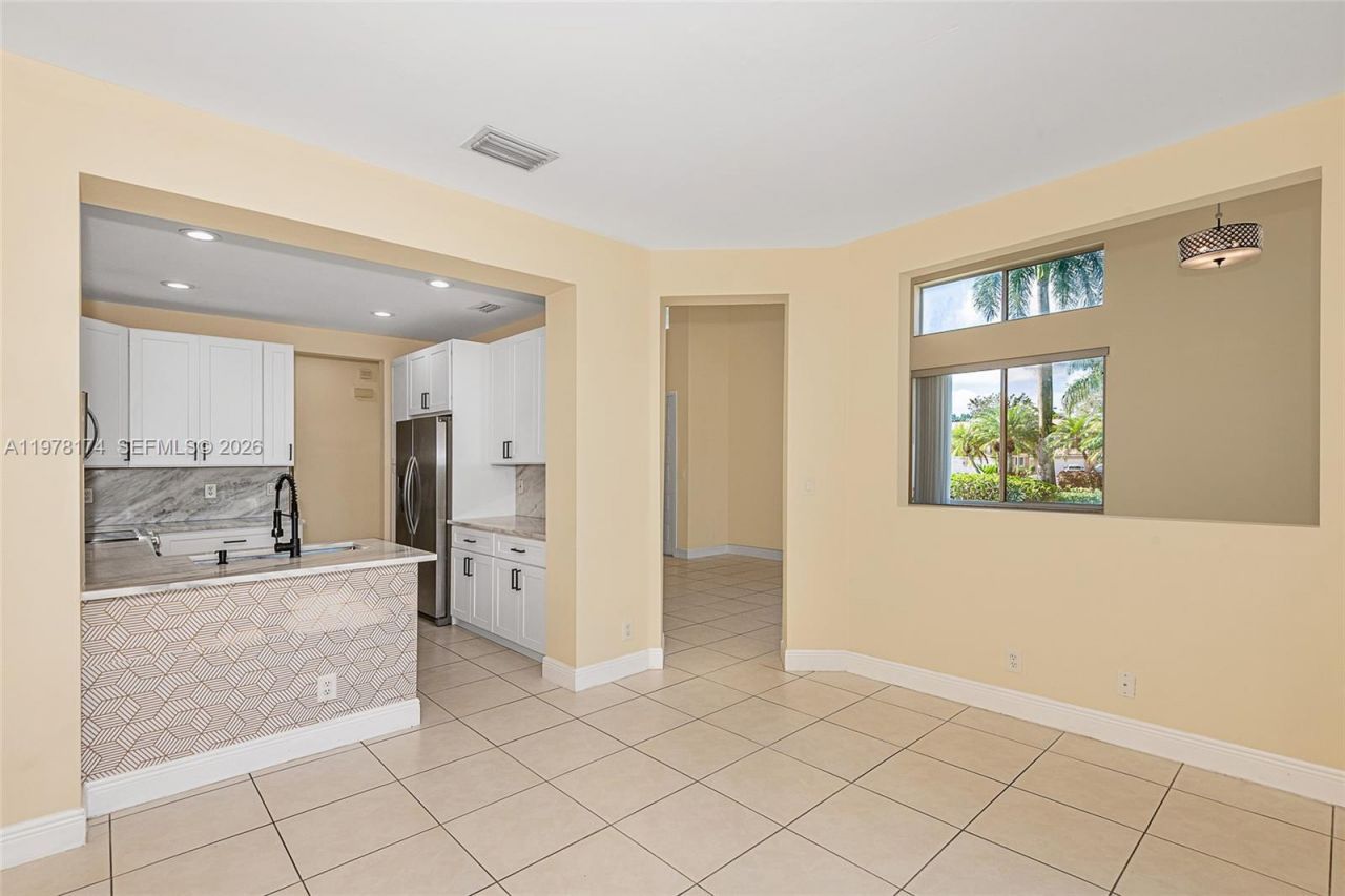 15853 SW 10th St , Pembroke Pines, FL 33027 Photo