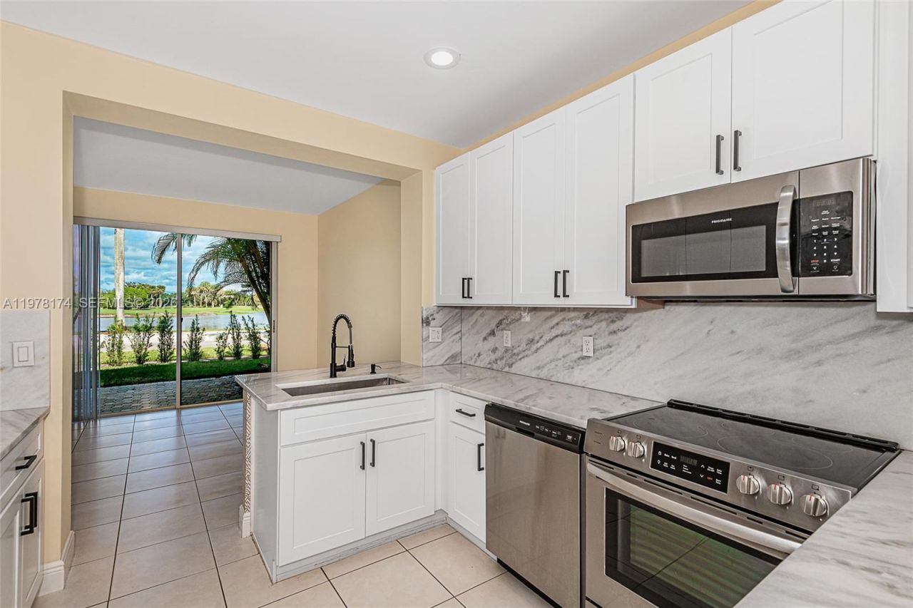 15853 SW 10th St , Pembroke Pines, FL 33027 Photo