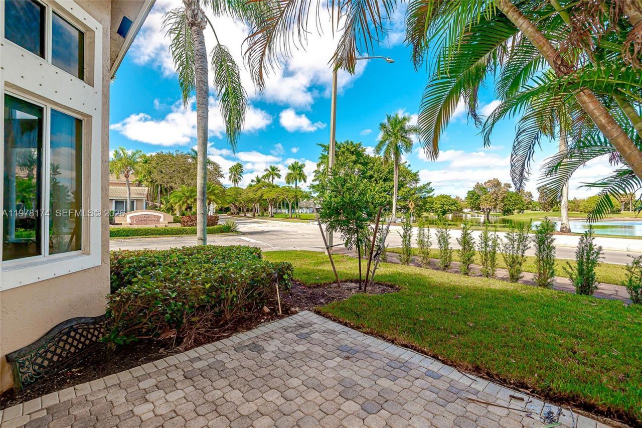 15853 SW 10th St , Pembroke Pines, FL 33027 Photo