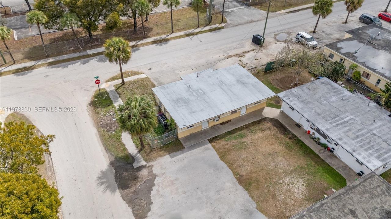 1101 SW 2nd St , Homestead, FL 33030 Photo