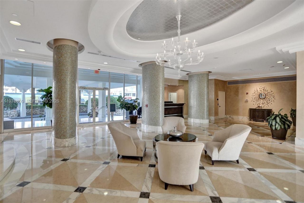 6917 Collins Ave, Unit 915, Miami Beach, FL 33141 Photo