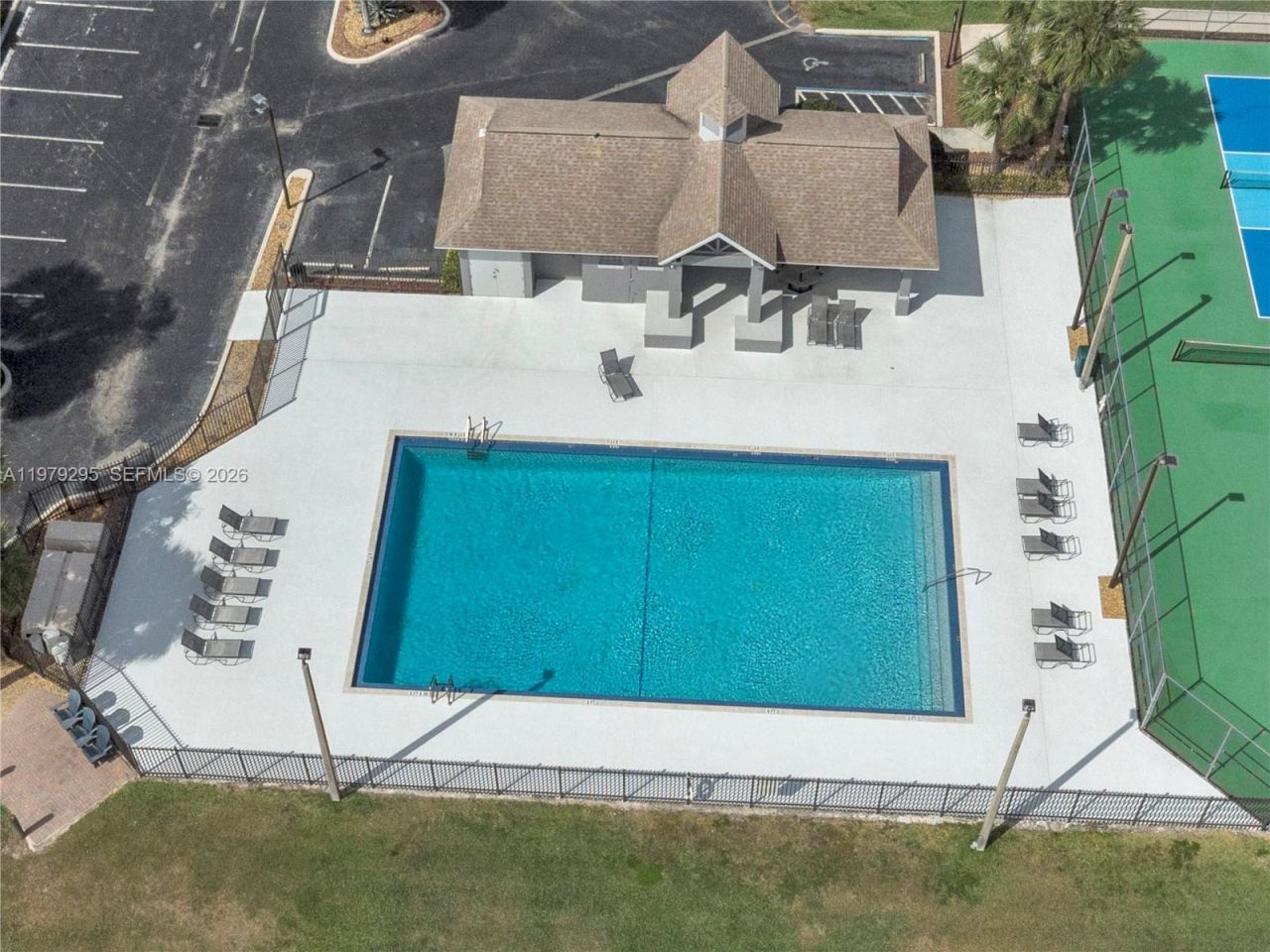 9900 S Grand Duke Cir, Tamarac, FL 33321 Photo