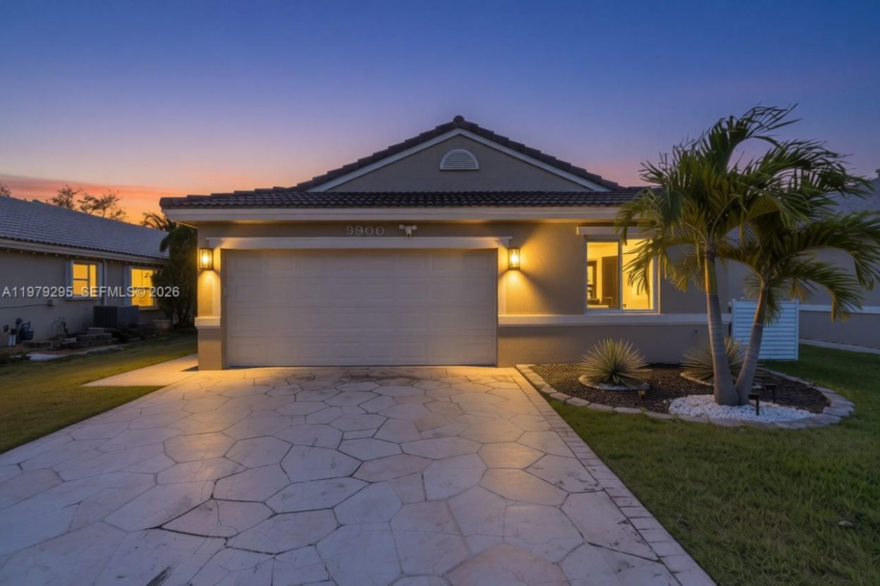 9900 S Grand Duke Cir, Tamarac, FL 33321 Photo