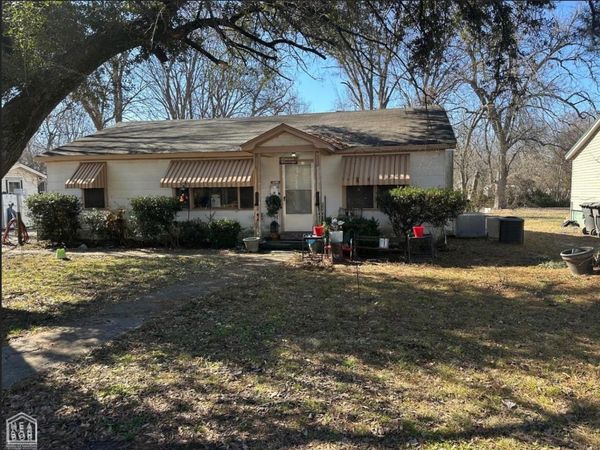 221 N 7th Street, West Helena, AR 72390