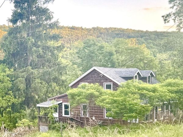 7 Old Route 52 , Jeffersonville, NY 12748