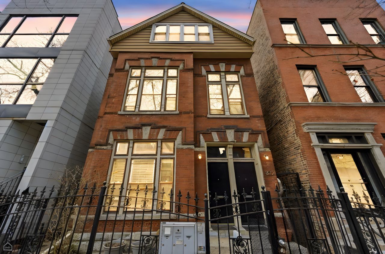 822 N Wood Street, Chicago, IL 60622 Main Photo