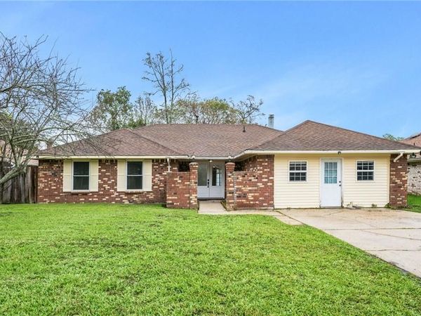 202 LAKE ONTARIO Court, Slidell, LA 70461
