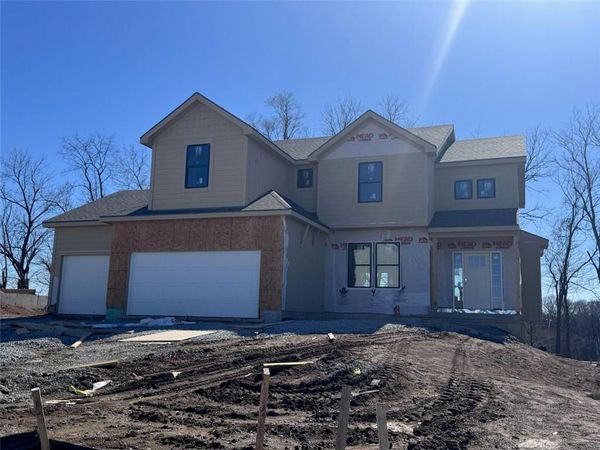 1961 Longview Drive, Liberty, MO 64068