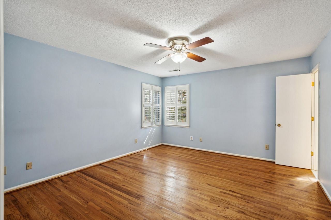 2627 Sun Beam Way Photo 26