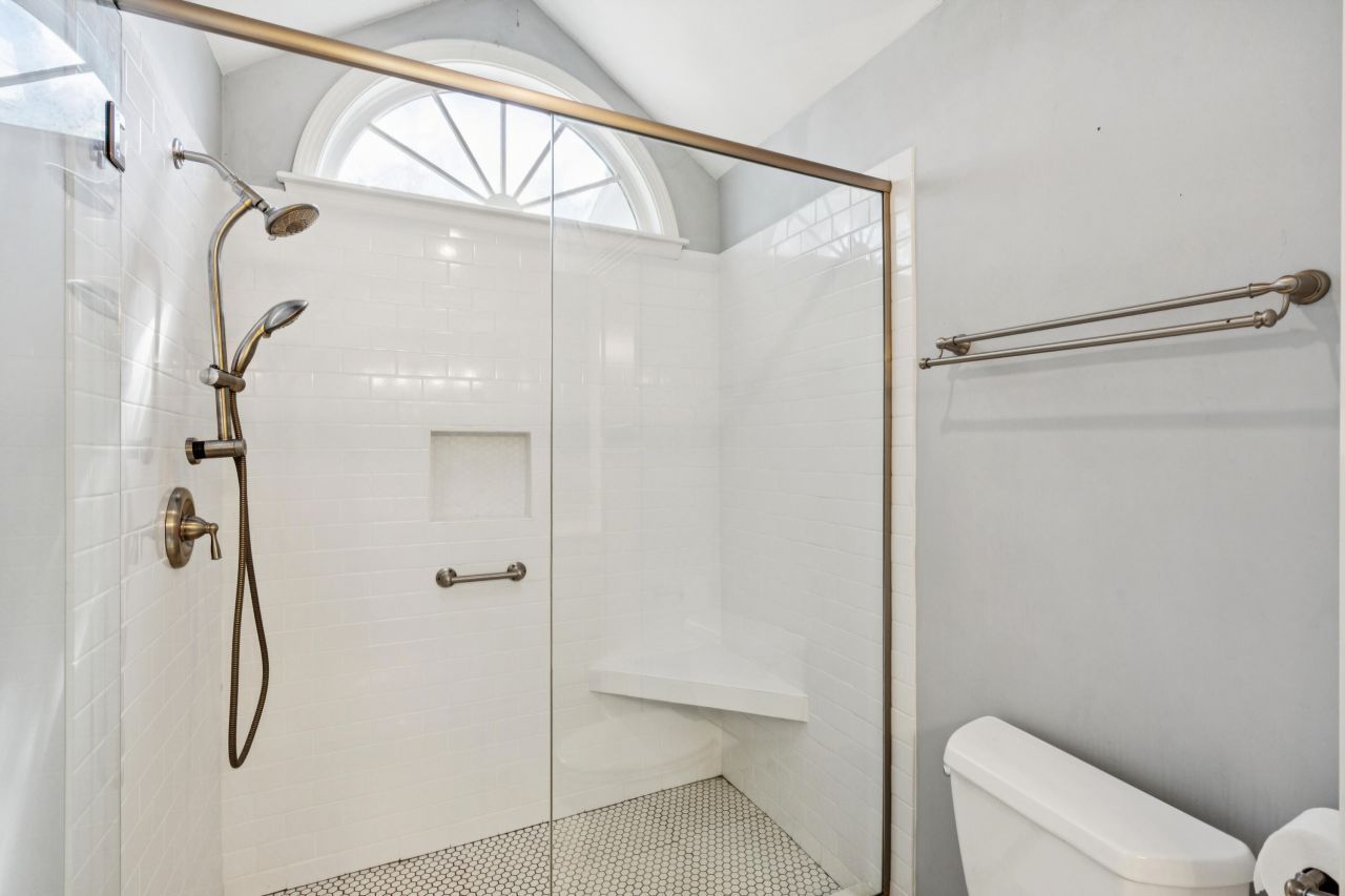 2627 Sun Beam Way Photo 32