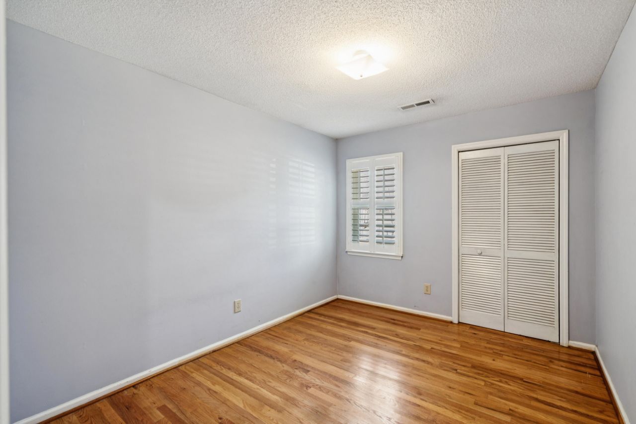 2627 Sun Beam Way Photo 35