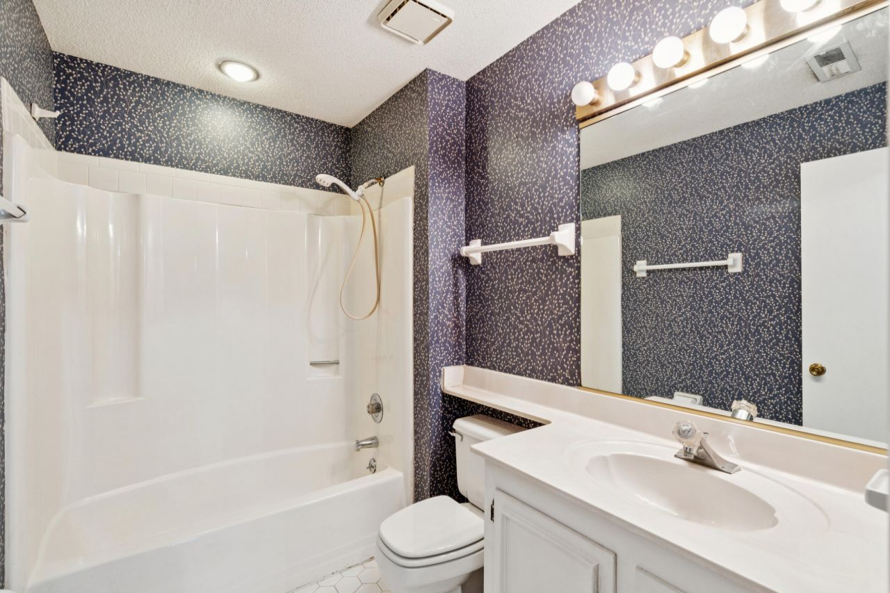 2627 Sun Beam Way Photo 37