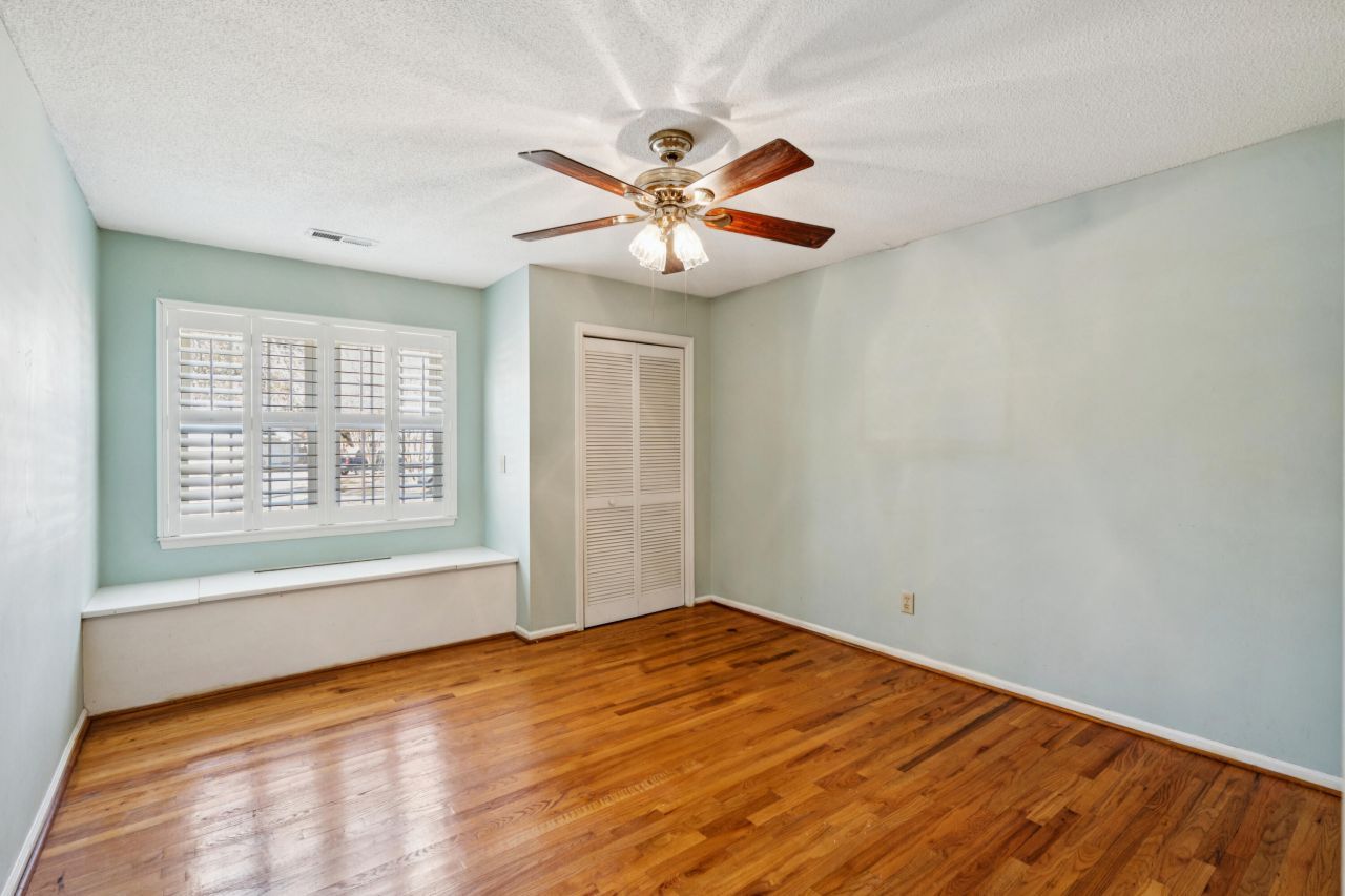 2627 Sun Beam Way Photo 38