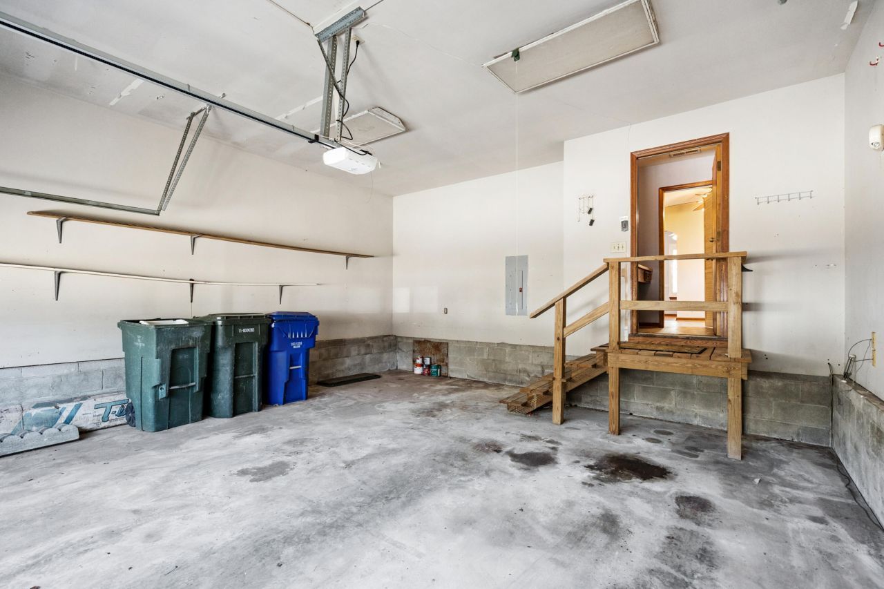 2627 Sun Beam Way Photo 41