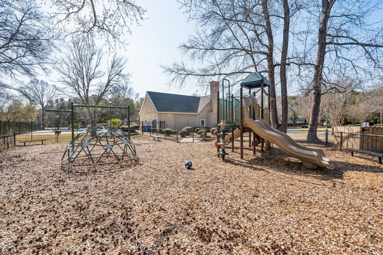 2627 Sun Beam Way Photo 53