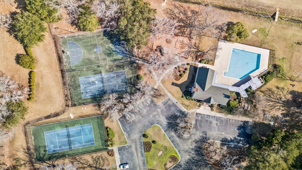 2627 Sun Beam Way Photo 55